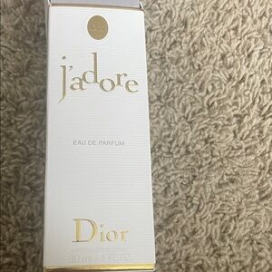 Dior J'adore Eau de Parfum 30ml - White and Gold
